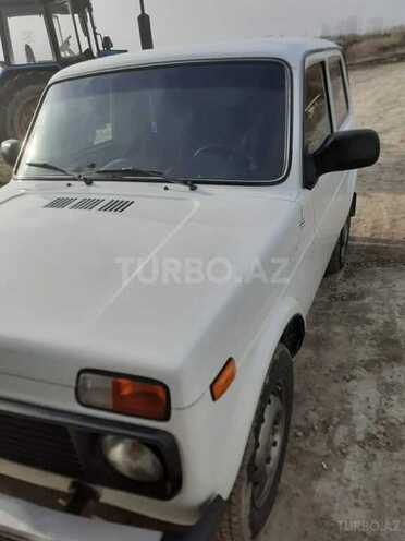 LADA (VAZ) Niva 2013, 111,400 km - 0.8 л - Ucar