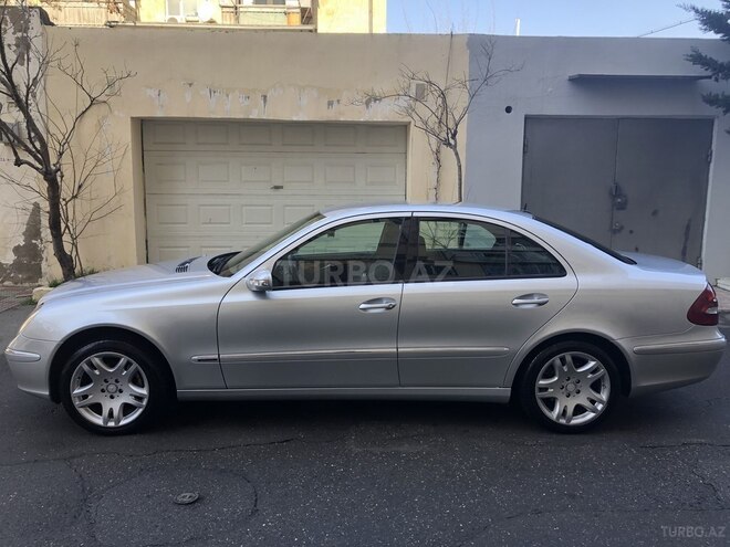 Mercedes E 220 2006, 265,000 km - 2.2 l - Bakı