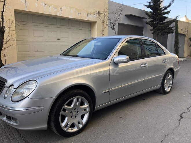 Mercedes E 220 2006, 265,000 km - 2.2 l - Bakı