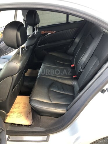 Mercedes E 220 2006, 265,000 km - 2.2 l - Bakı