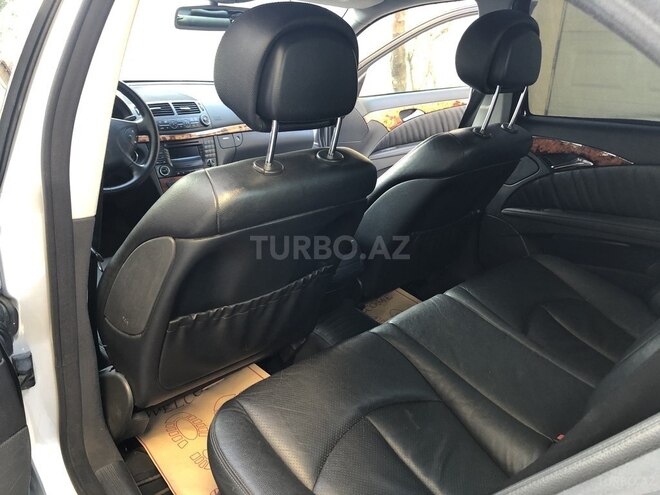 Mercedes E 220 2006, 265,000 km - 2.2 l - Bakı