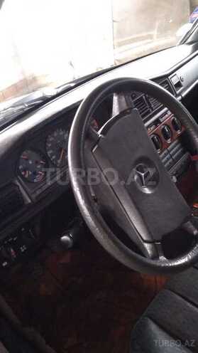 Mercedes 190 1990, 239,622 km - 0.2 l - Saatlı
