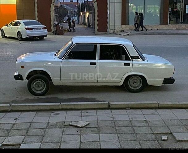 LADA (VAZ) 2107 2007, 15,000 km - 1.6 l - Qazax