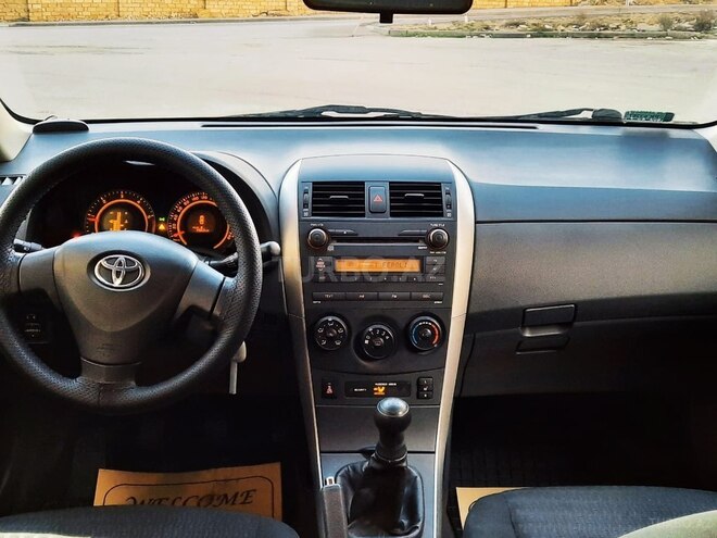 Toyota Corolla 2008, 188,000 km - 1.4 л - Bakı
