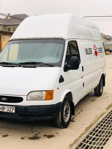 Ford Transit 1999, 212,000 km - 2.5 l - Quba