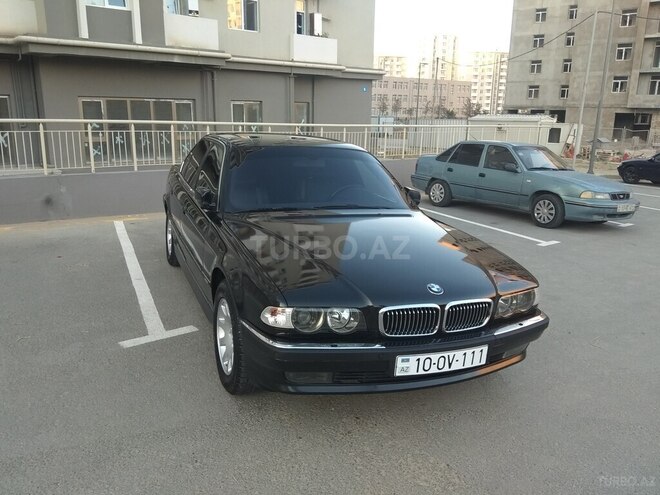 BMW 740 2001, 131,600 km - 4.4 л - Bakı