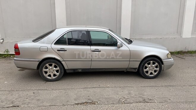 Mercedes C 280 1995, 321,000 km - 2.8 l - Bakı