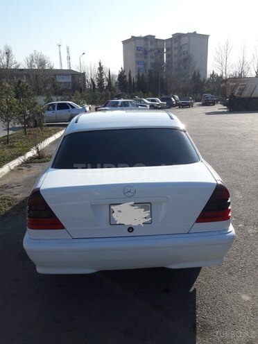 Mercedes  1998, 255,000 km - 2.3 l - Bakı