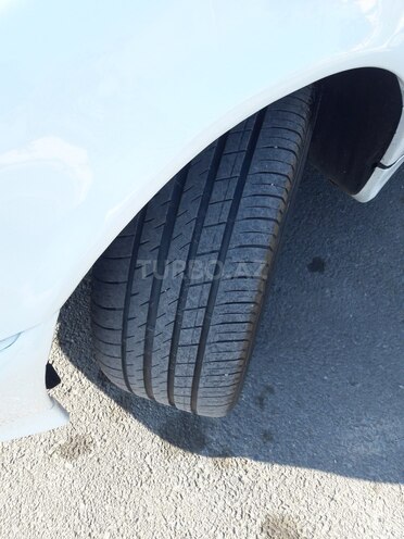 Mercedes  1998, 255,000 km - 2.3 l - Bakı
