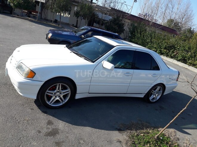 Mercedes  1998, 255,000 km - 2.3 l - Bakı