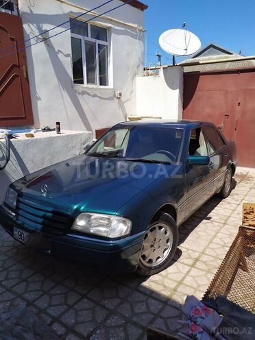 Mercedes C 230 1997, 270,000 km - 2.3 l - Bakı