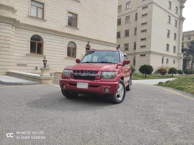 Mitsubishi Pajero io 2001, 211,500 km - 1.8 l - Bakı
