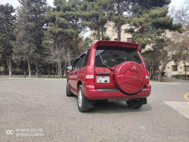Mitsubishi Pajero io 2001, 211,500 km - 1.8 l - Bakı