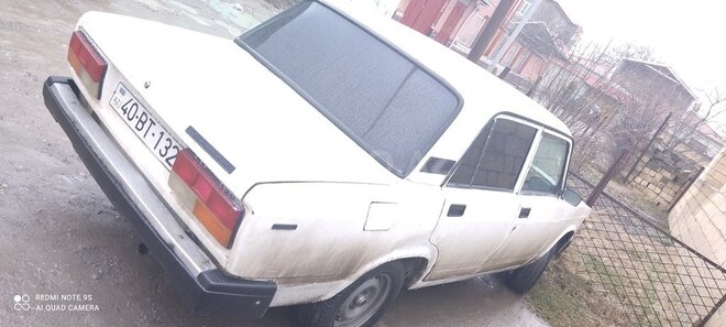 LADA (VAZ) 2107 1986, 200,000 km - 1.6 l - Quba