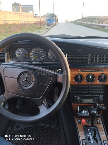 Mercedes 190 1992, 215,000 km - 2.0 l - Bakı