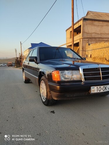 Mercedes 190 1992, 215,000 km - 2.0 l - Bakı