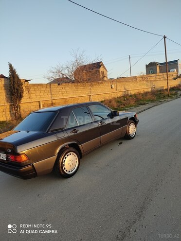 Mercedes 190 1992, 215,000 km - 2.0 l - Bakı