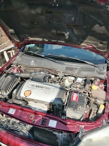 Opel Astra 1998, 224,000 km - 1.6 l - Horadiz