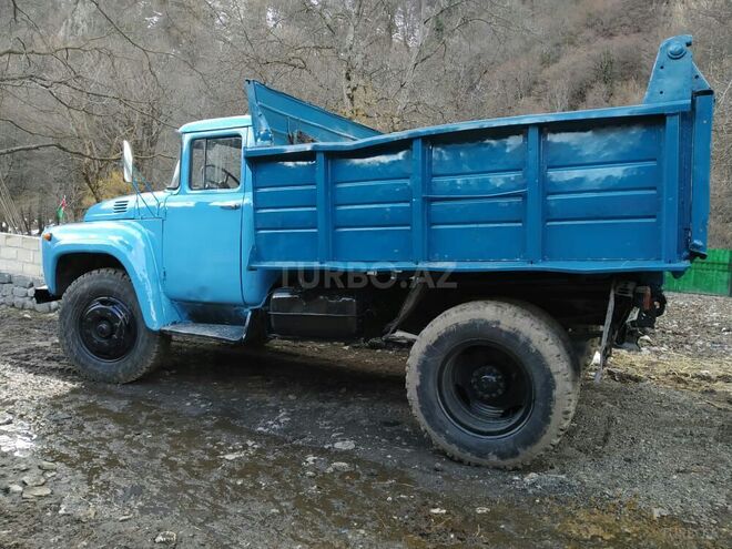 ZIL 130 1989, 250,000 km - 0.5 l - Qax