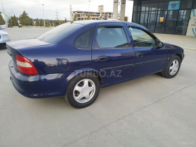 Opel Vectra 1997, 235,145 km - 1.8 l - Bakı