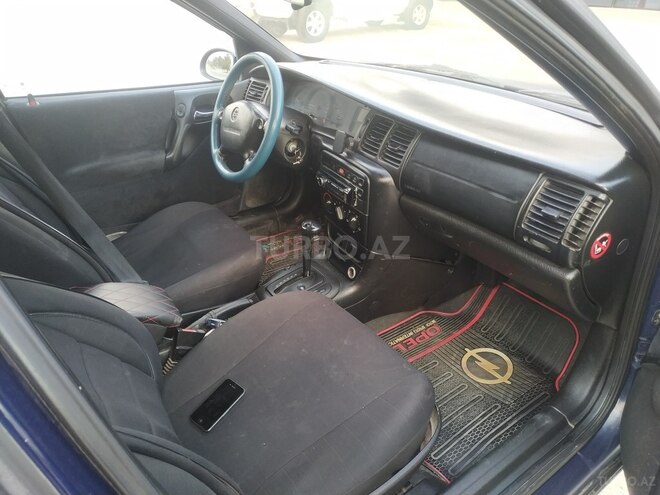 Opel Vectra 1997, 235,145 km - 1.8 l - Bakı