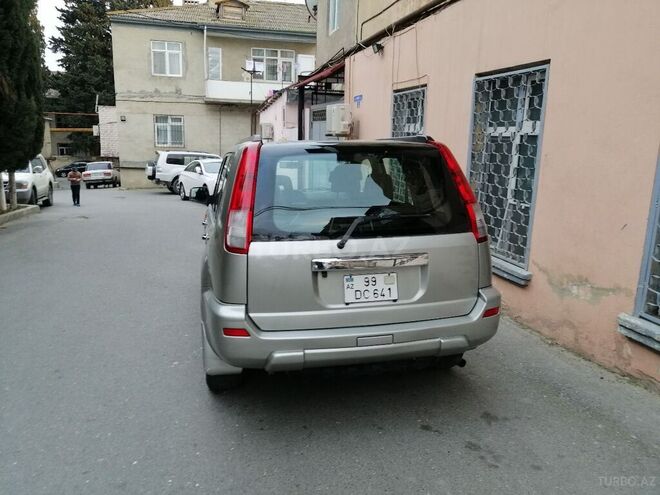 Nissan X-Trail 2001, 290,000 km - 2.0 l - Bakı