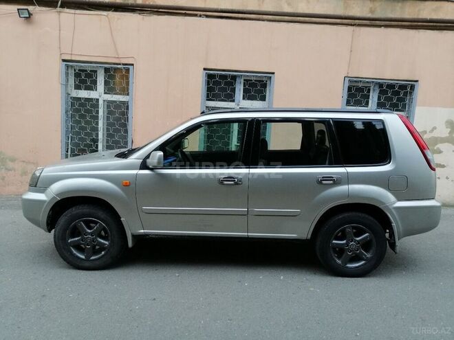 Nissan X-Trail 2001, 290,000 km - 2.0 l - Bakı
