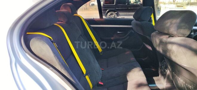 BMW 525 2003, 150,000 km - 2.5 l - Bakı