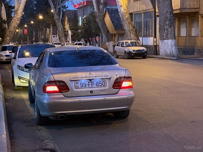 Mercedes CLK 200 2000, 318,000 km - 2.0 l - Gəncə