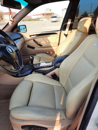 BMW X5 2002, 523,698 km - 4.4 l - Salyan