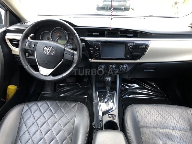Toyota Corolla 2015, 165,000 km - 1.6 l - Bakı