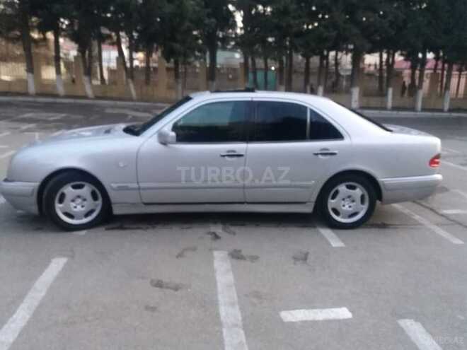 Mercedes E 230 1995, 202,000 km - 2.3 l - Bakı