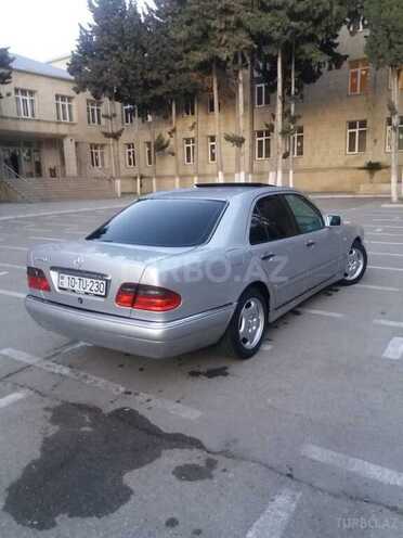 Mercedes E 230 1995, 202,000 km - 2.3 l - Bakı