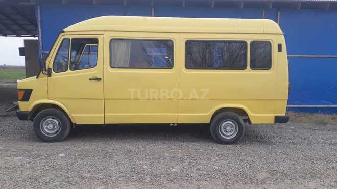Mercedes 208 D 1990, 280,000 km - 0.6 л - Tərtər