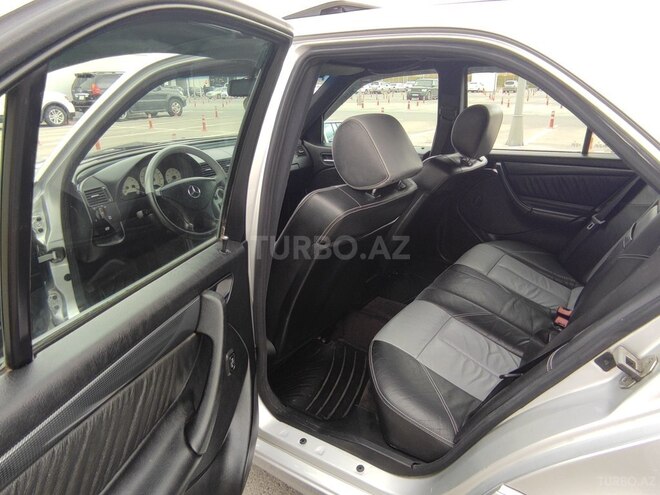Mercedes C 230 2000, 256,301 km - 2.3 л - Bakı