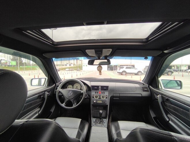 Mercedes C 230 2000, 256,301 km - 2.3 л - Bakı