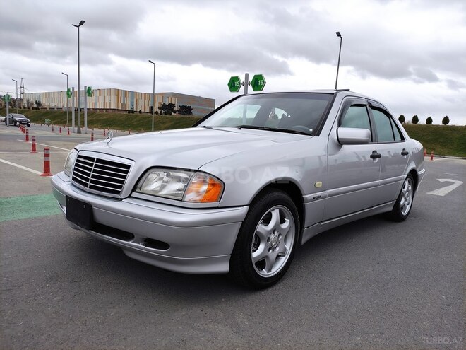 Mercedes C 230 2000, 256,301 km - 2.3 л - Bakı