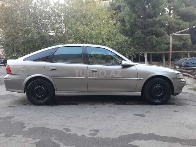 Opel Vectra 1999, 400,000 km - 2.0 л - Bakı