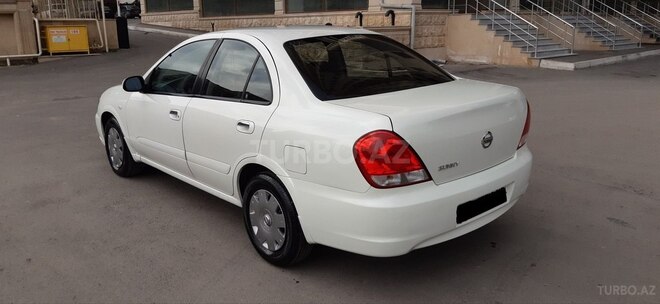 Nissan Sunny 2009, 176,000 km - 1.6 l - Bakı