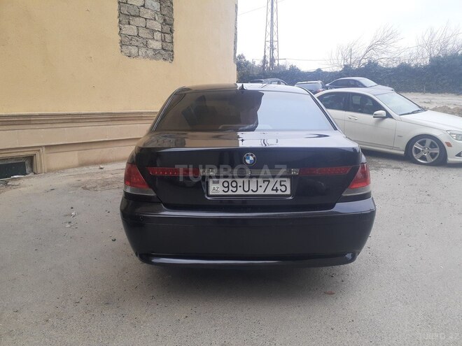 BMW 745 2002, 243,000 km - 4.4 l - Bakı