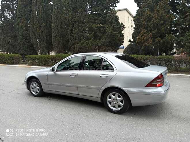 Mercedes C 220 2001, 291,865 km - 2.2 l - Sumqayıt