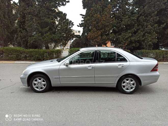 Mercedes C 220 2001, 291,865 km - 2.2 l - Sumqayıt