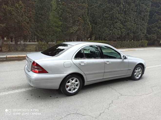 Mercedes C 220 2001, 291,865 km - 2.2 l - Sumqayıt