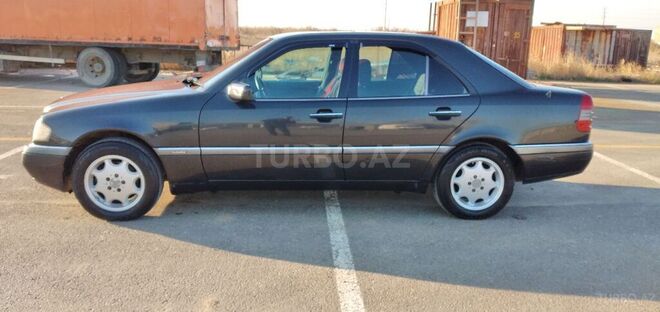 Mercedes C 180 1995, 277,000 km - 1.8 l - Bakı