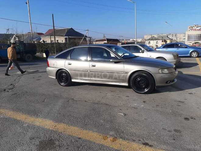 Opel Vectra 1999, 400,000 km - 2.0 л - Bakı
