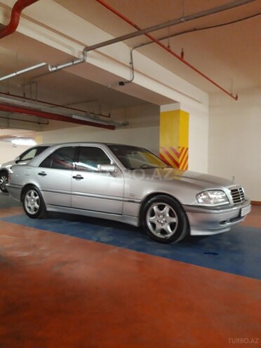Mercedes C 240 1999, 255,000 km - 2.4 l - Bakı
