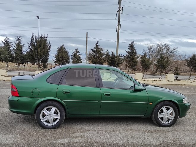 Opel Vectra 1996, 280,000 km - 2.0 l - Sumqayıt