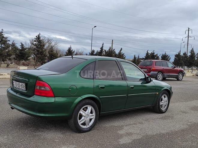 Opel Vectra 1996, 280,000 km - 2.0 l - Sumqayıt