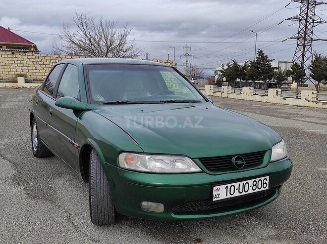 Opel Vectra 1996, 280,000 km - 2.0 l - Sumqayıt