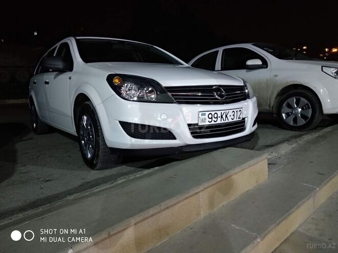 Opel Astra 2009, 244,000 km - 1.3 л - Bakı